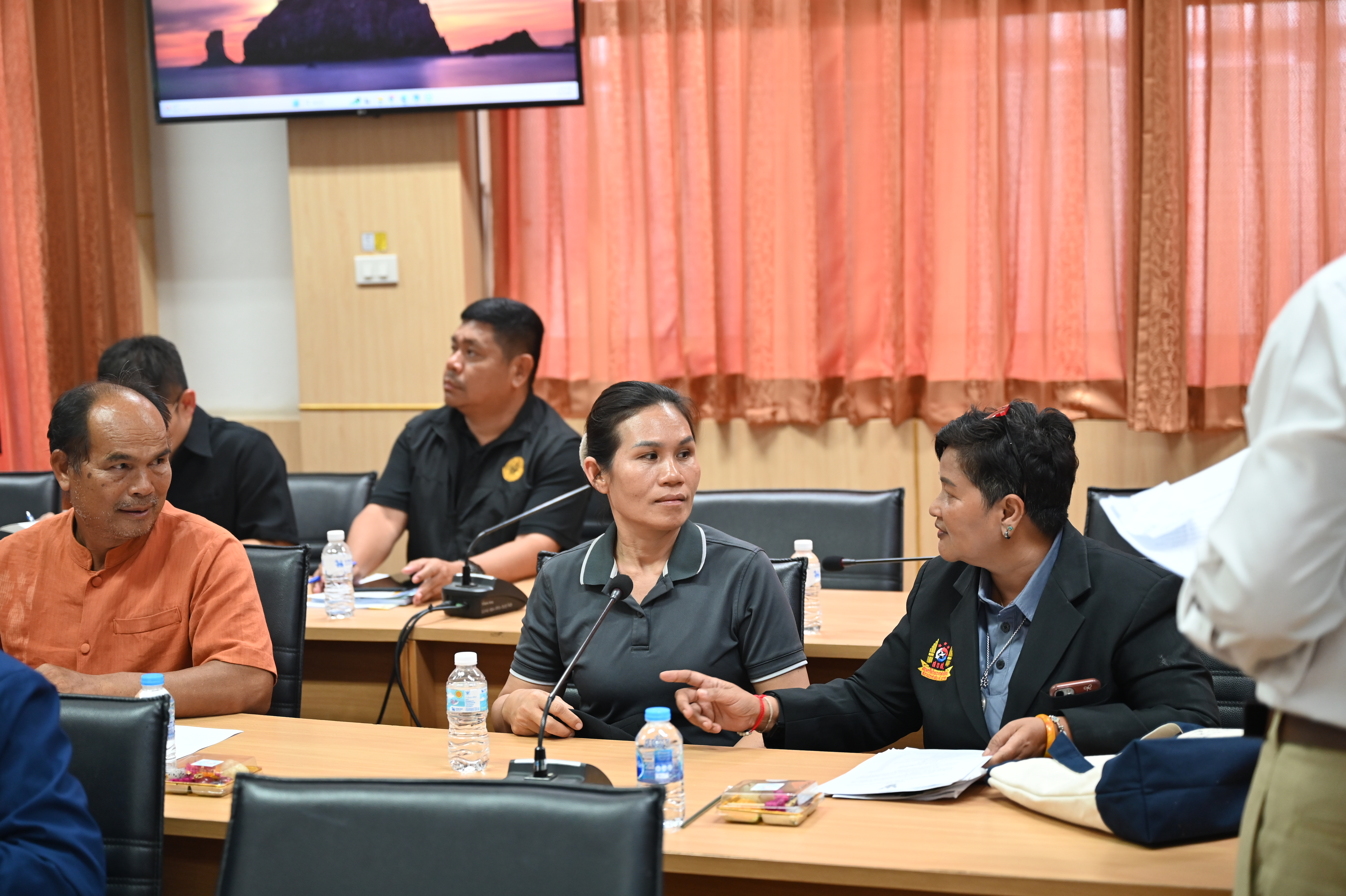 title - ส.ป.ก. ร่วมการประชุมหารือประเด็นแนวทางการพัฒนาจังหวัดและการแก้ไขปัญหาสำคัญของจังหวัดลพบุรี ณ ศาลากลางจังหวัดลพบุรี